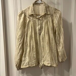 Vintage Levi’s Cream floral Tie-Front Blouse S